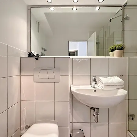 Metropol, Whg 1, Landseite 1og